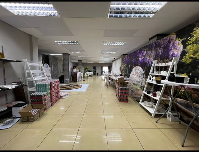 2,640M² WAREHOUSE TO LET IN SUNDERLAND RIDGE